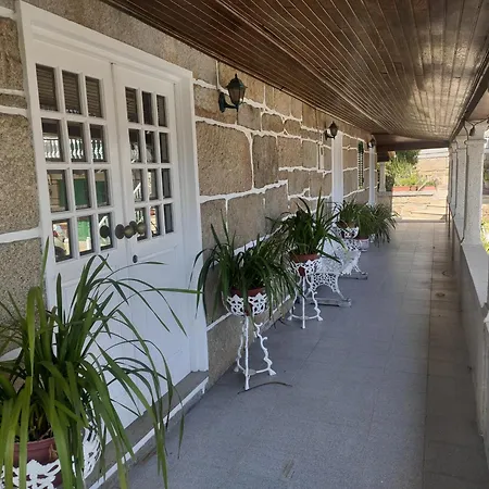 Varanda Do Sardoal בית נופש *